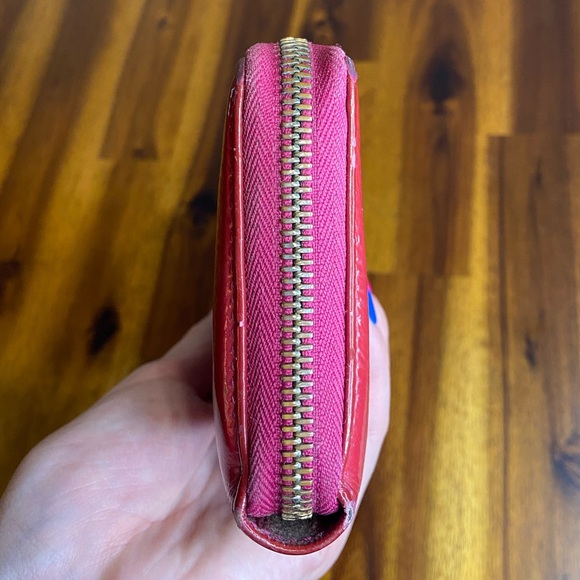 Gucci Red Zipper Large Monogram Logo GG Clutch Wallet - Picture 13 of 16